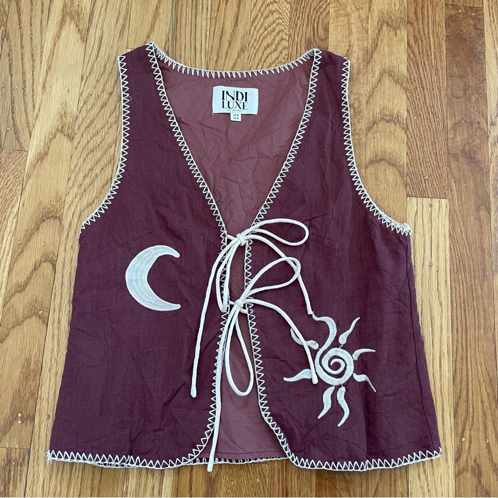 Selfie Leslie front tie stitch vest in chocolate Size Small